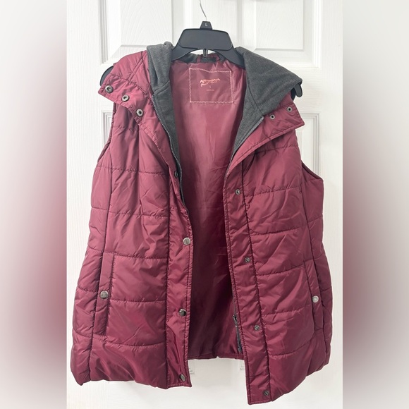 Arizona Jean Company Sleeveless Puffer Vest with Hood Maroon Women’s Size Large - Picture 2 of 4